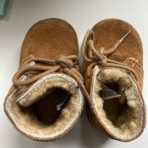 USED Baby Uggs - Size S